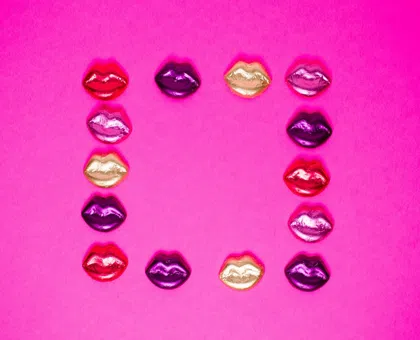 5 Basic Types of Lipsticks That Every Girl Needs thumbnail